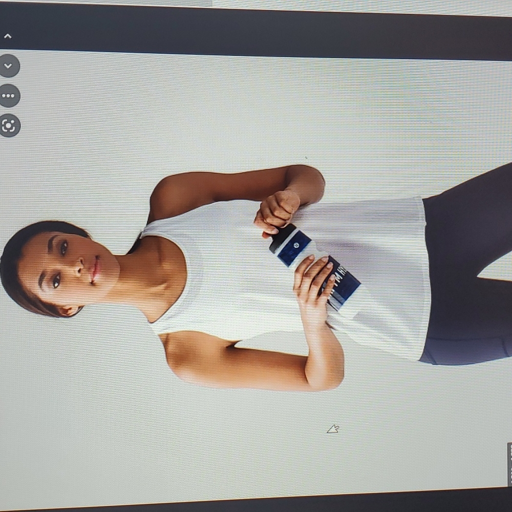 Lululemon pushing limits tank - 10 white